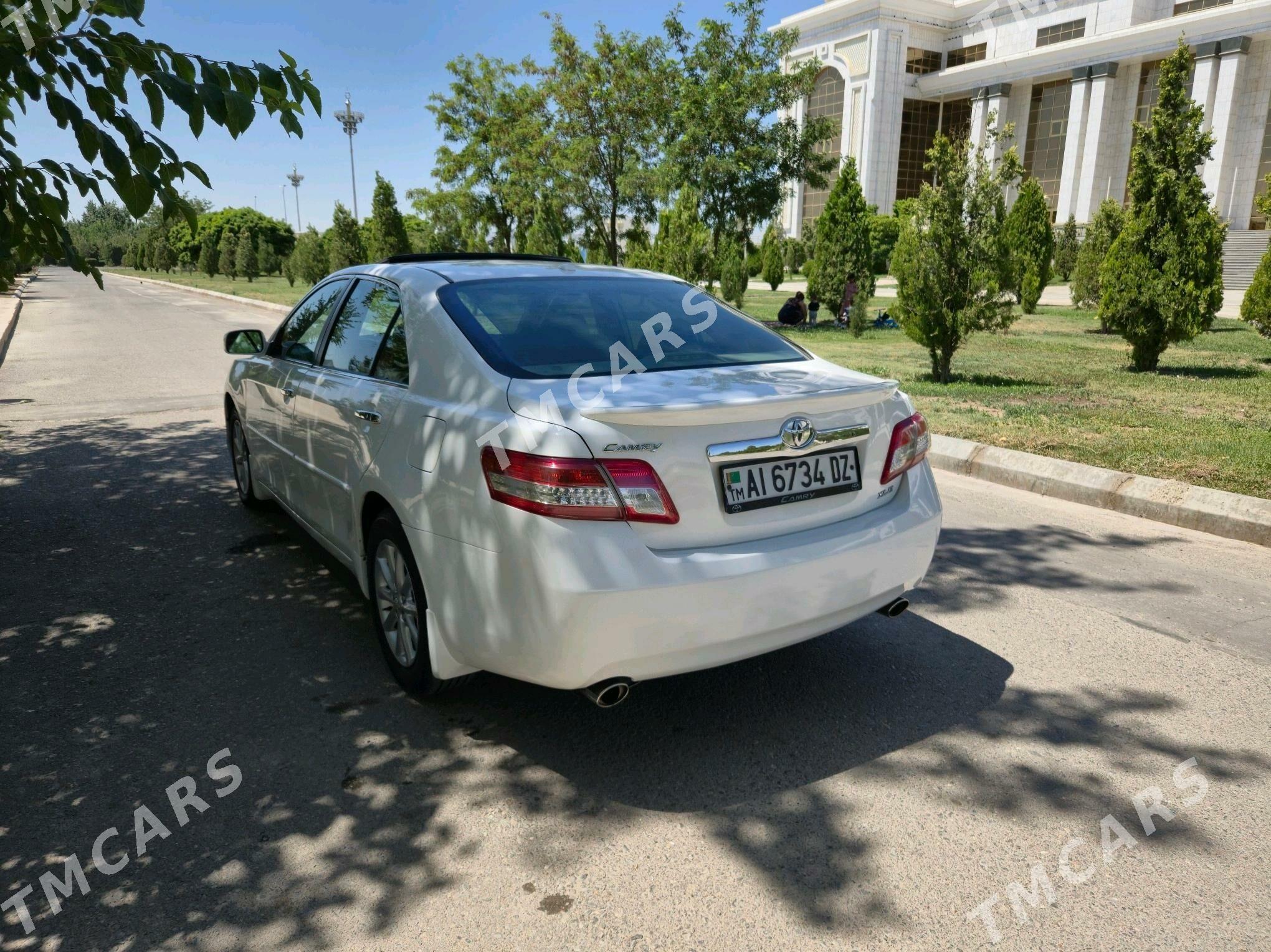 Toyota Camry 2010 - 220 000 TMT - Дашогуз - img 2