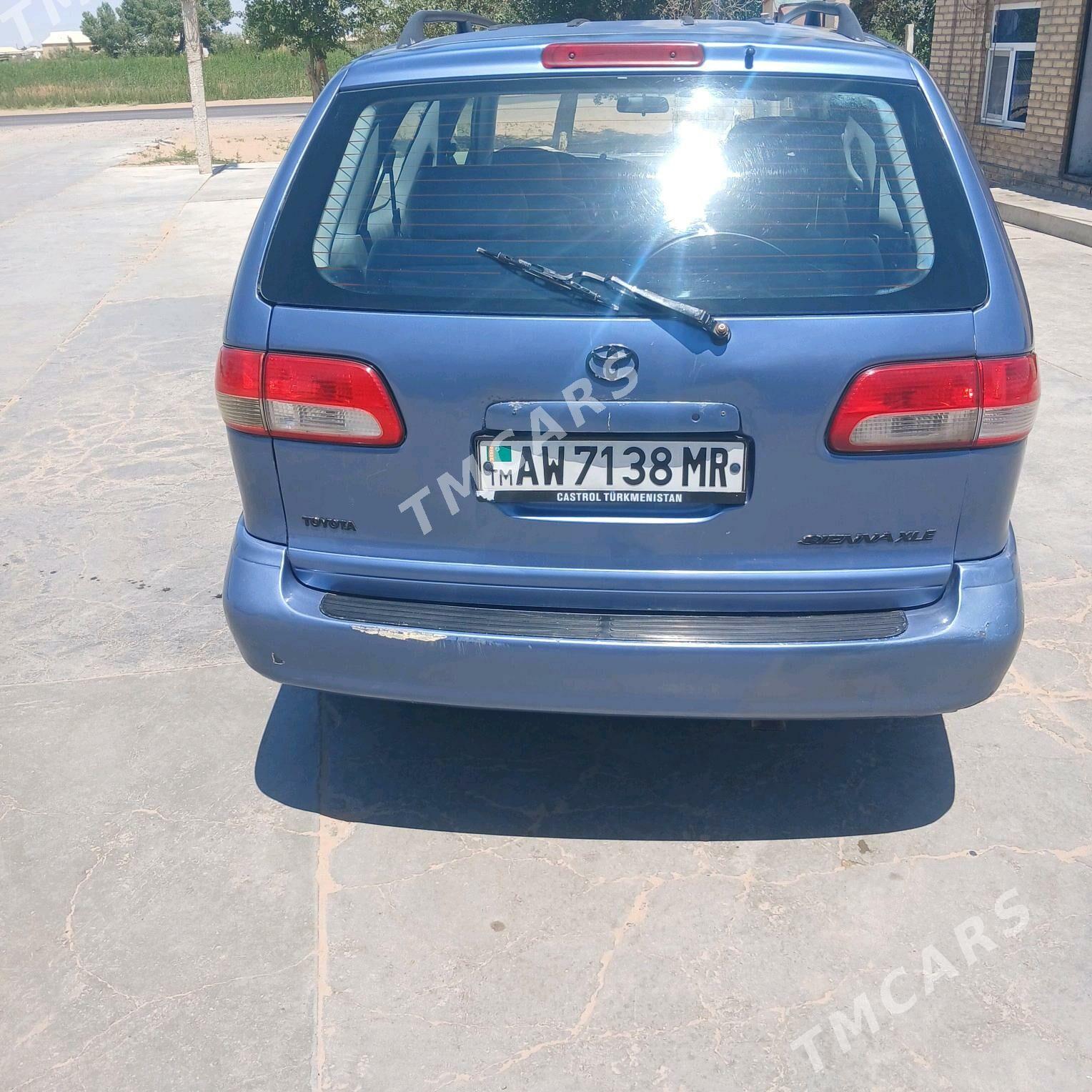 Toyota Sienna 2001 - 115 000 TMT - Sakarçäge - img 4