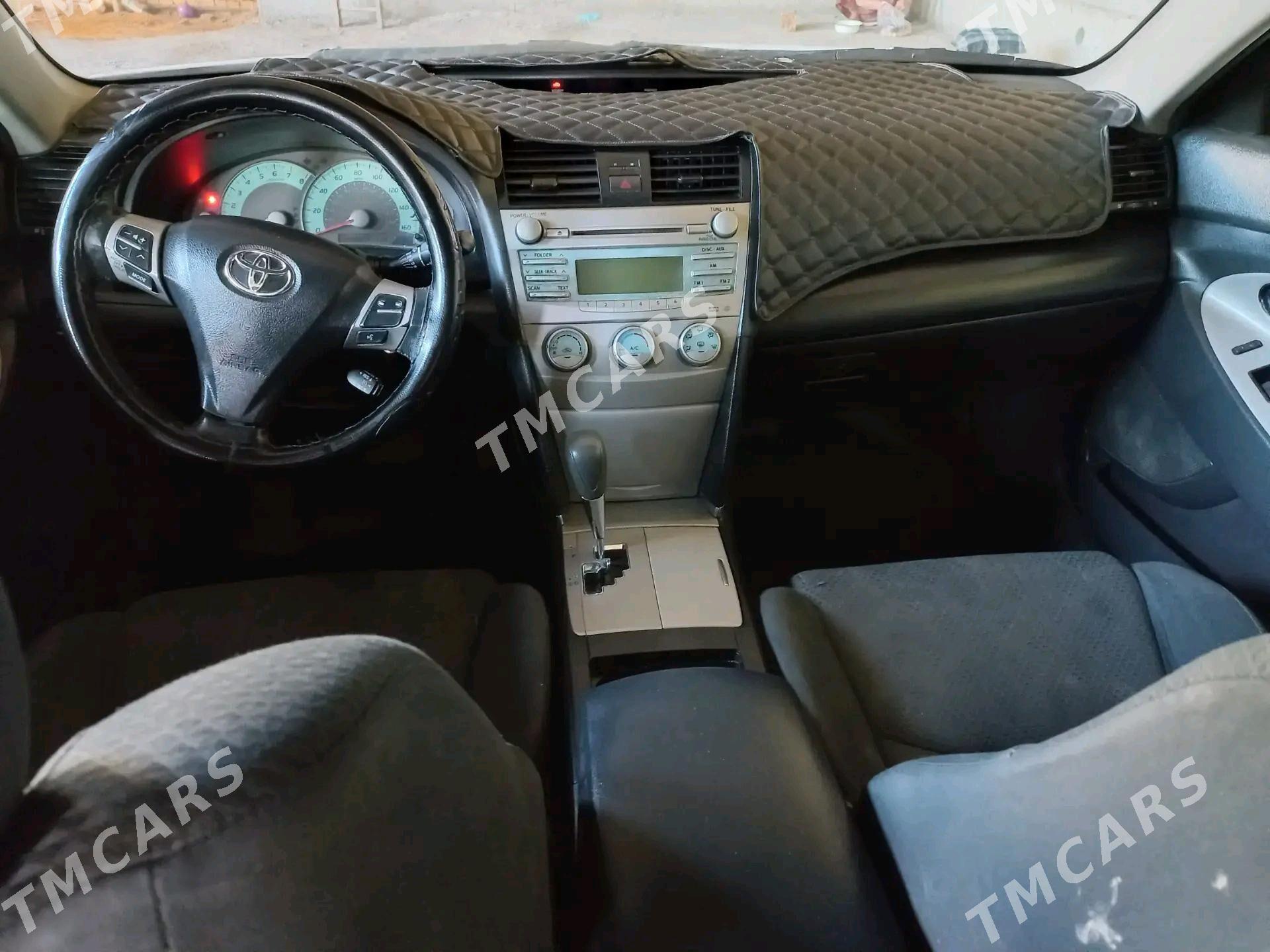 Toyota Camry 2008 - 170 000 TMT - Саят - img 5