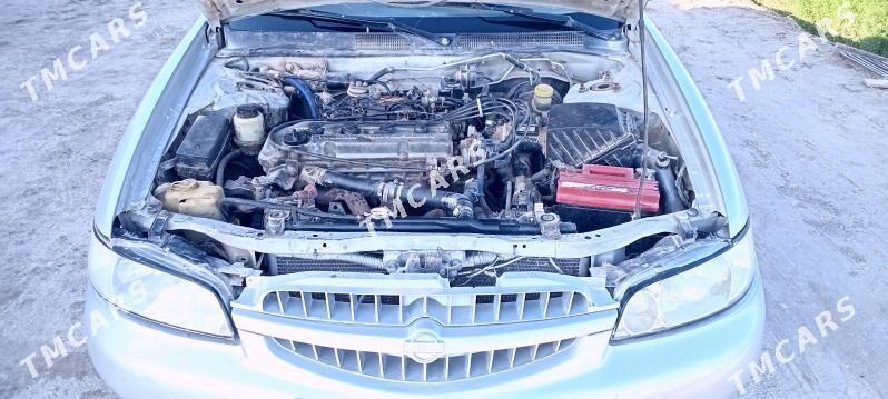 Nissan Altima 2000 - 40 000 TMT - Köneürgenç - img 5
