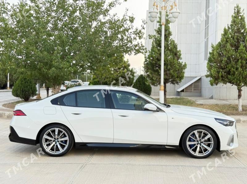 BMW 540 2024 - 1 850 000 TMT - Aşgabat - img 2