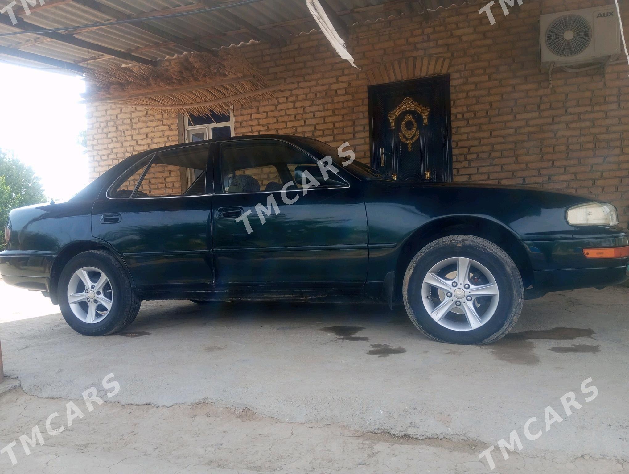 Toyota Camry 1994 - 78 000 TMT - Türkmengala - img 4