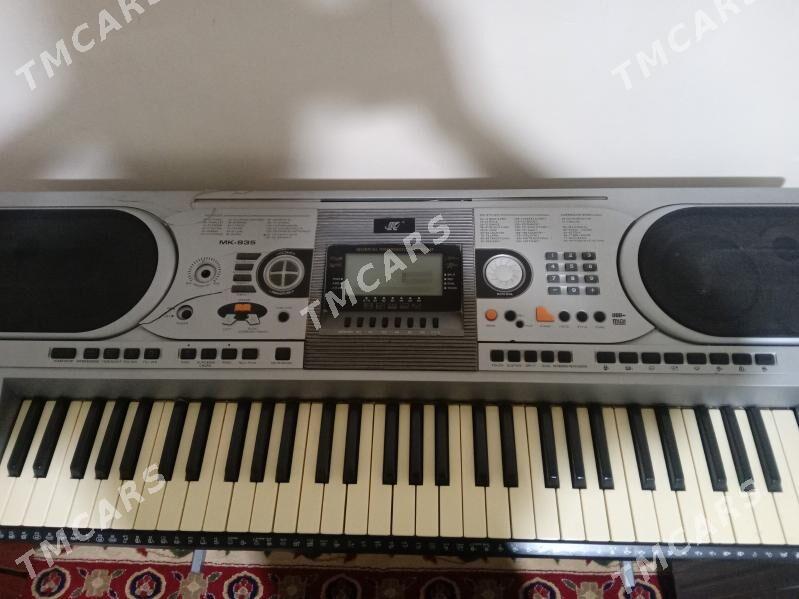 pianino - 30 mkr - img 1