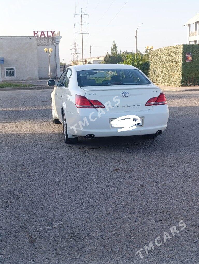 Toyota Avalon 2006 - 180 000 TMT - Мары - img 3