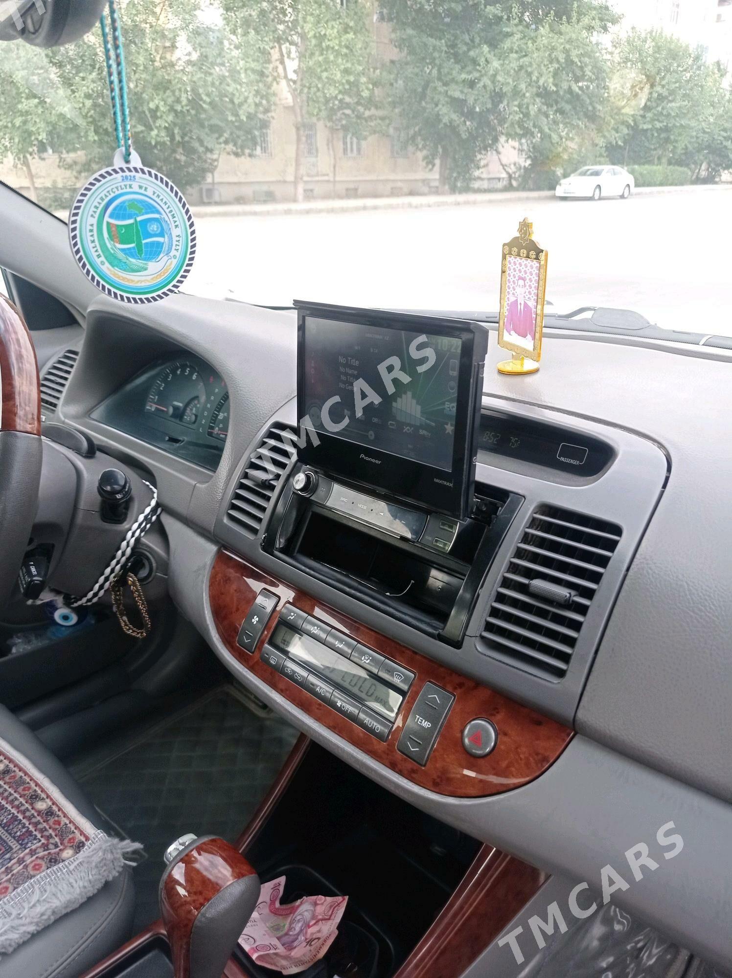 Toyota Camry 2002 - 170 000 TMT - Теджен - img 7