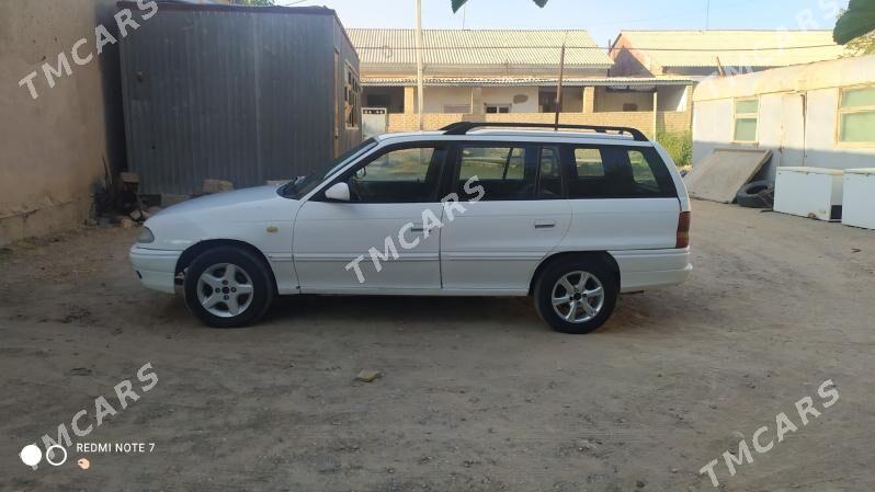 Opel Astra 1993 - 30 000 TMT - Gazojak - img 3