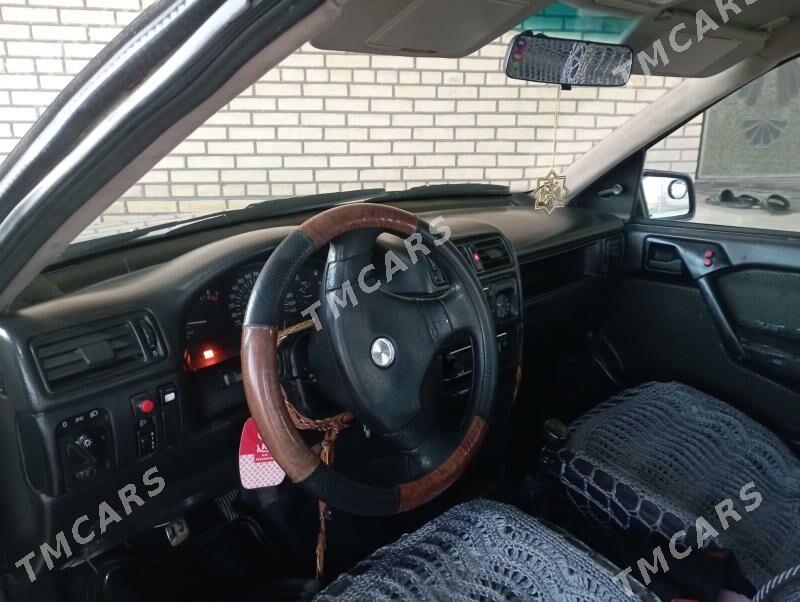 Opel Vectra 1992 - 35 000 TMT - Байрамали - img 3