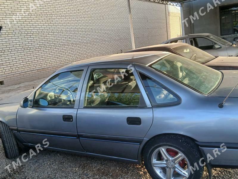 Opel Vectra 1992 - 25 000 TMT - Wekilbazar - img 4