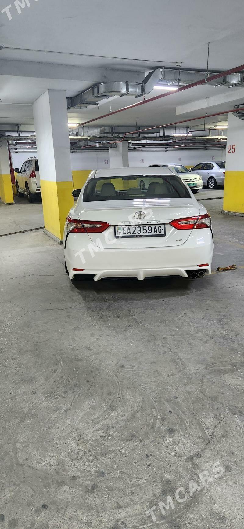 Toyota Camry 2018 - 280 000 TMT - Ашхабад - img 4