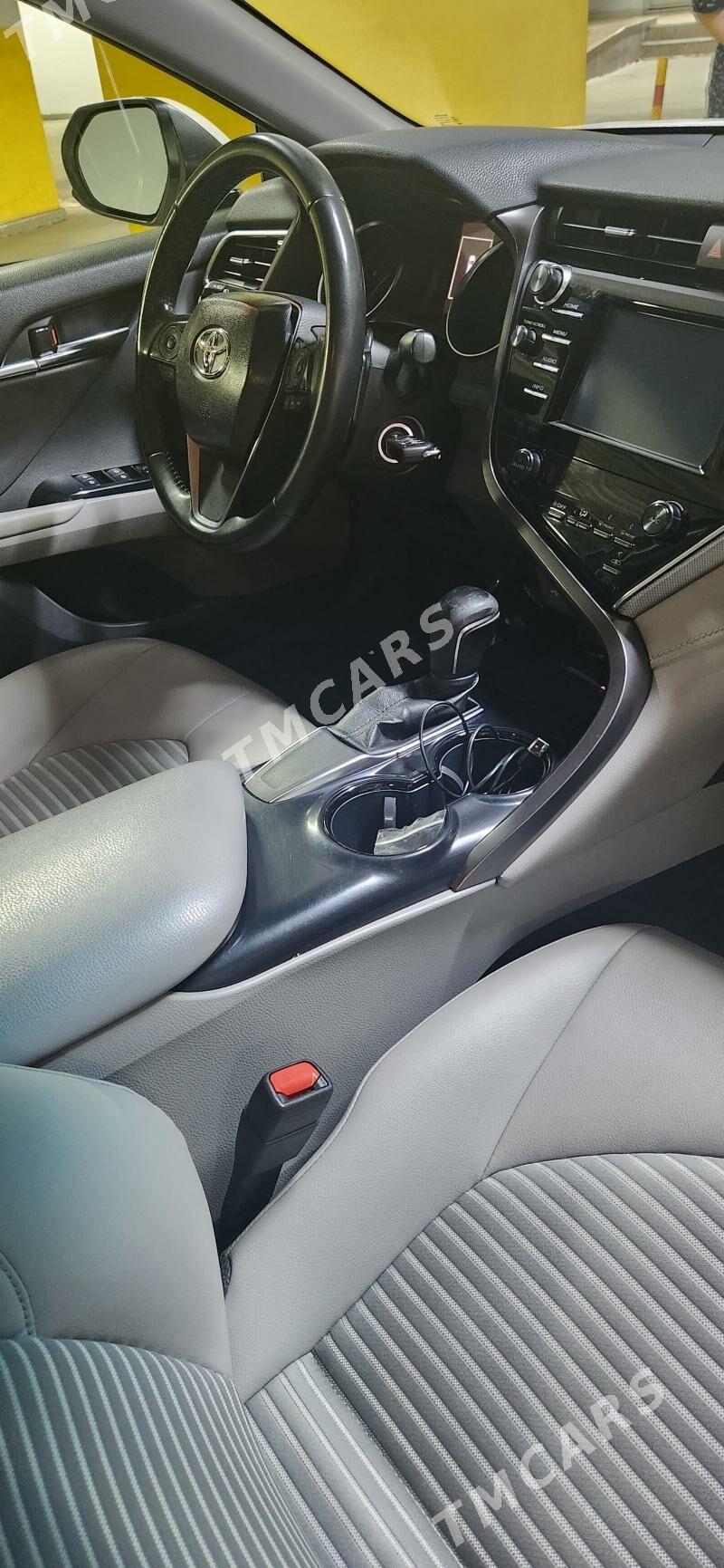 Toyota Camry 2018 - 280 000 TMT - Ашхабад - img 6