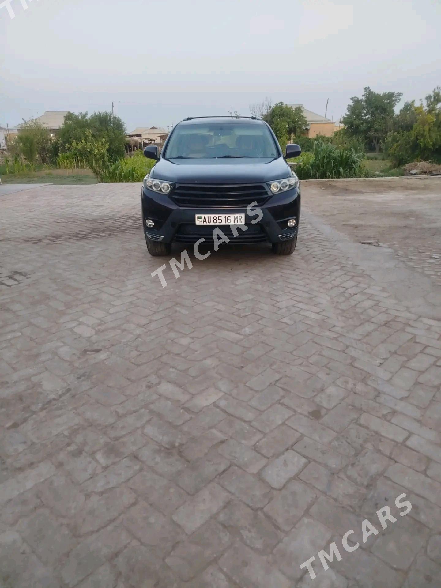 Toyota Highlander 2012 - 290 000 TMT - Туркменгала - img 8
