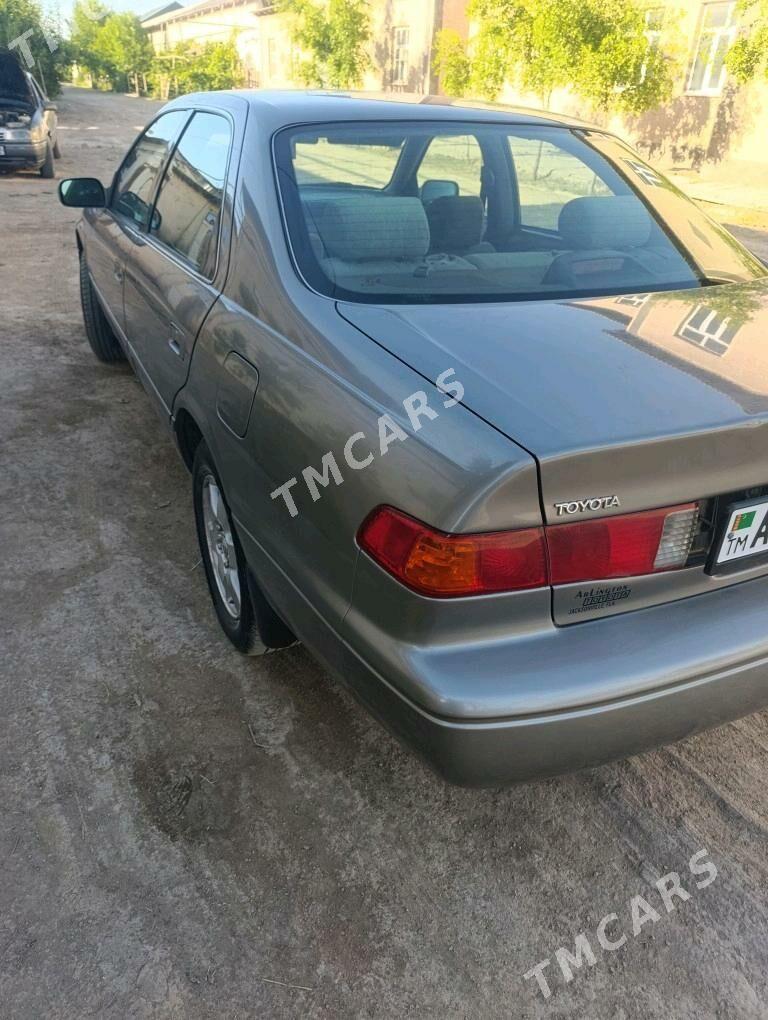 Toyota Camry 2001 - 155 000 TMT - Köneürgenç - img 5