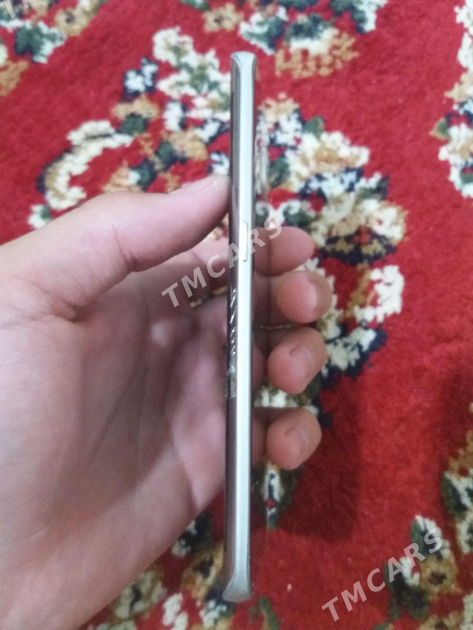 s6 edge - Туркменбаши - img 4