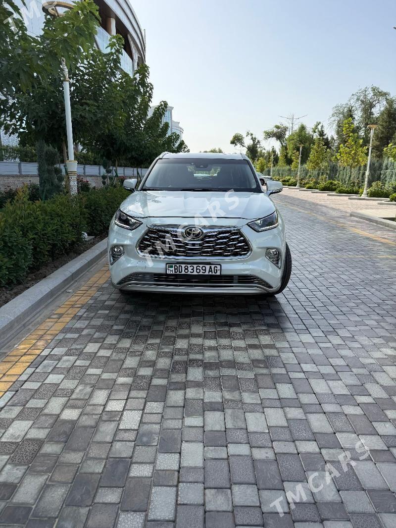 Toyota Highlander 2022 - 570 000 TMT - Ашхабад - img 4