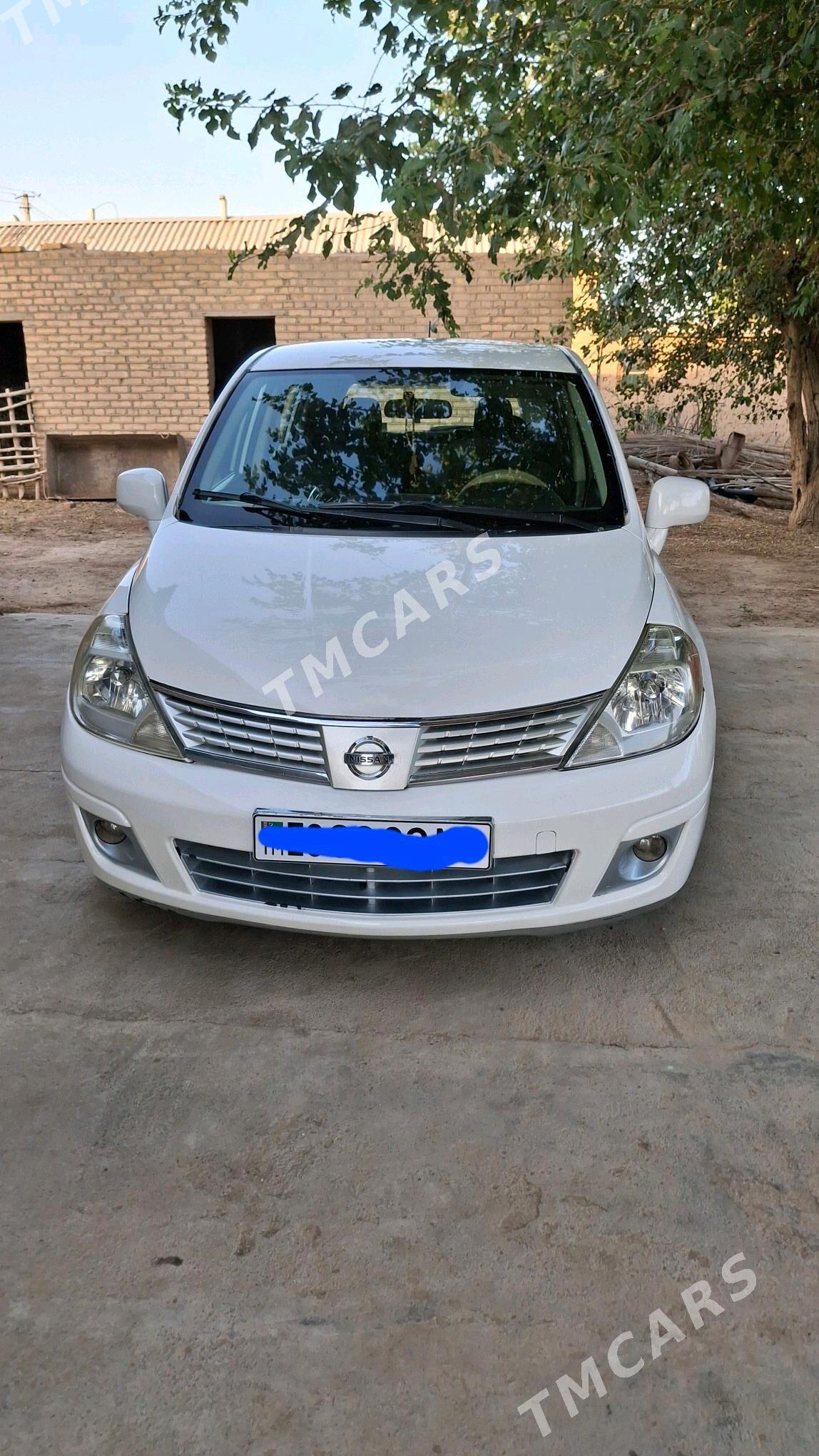 Nissan Versa 2011 - 96 000 TMT - Мары - img 9