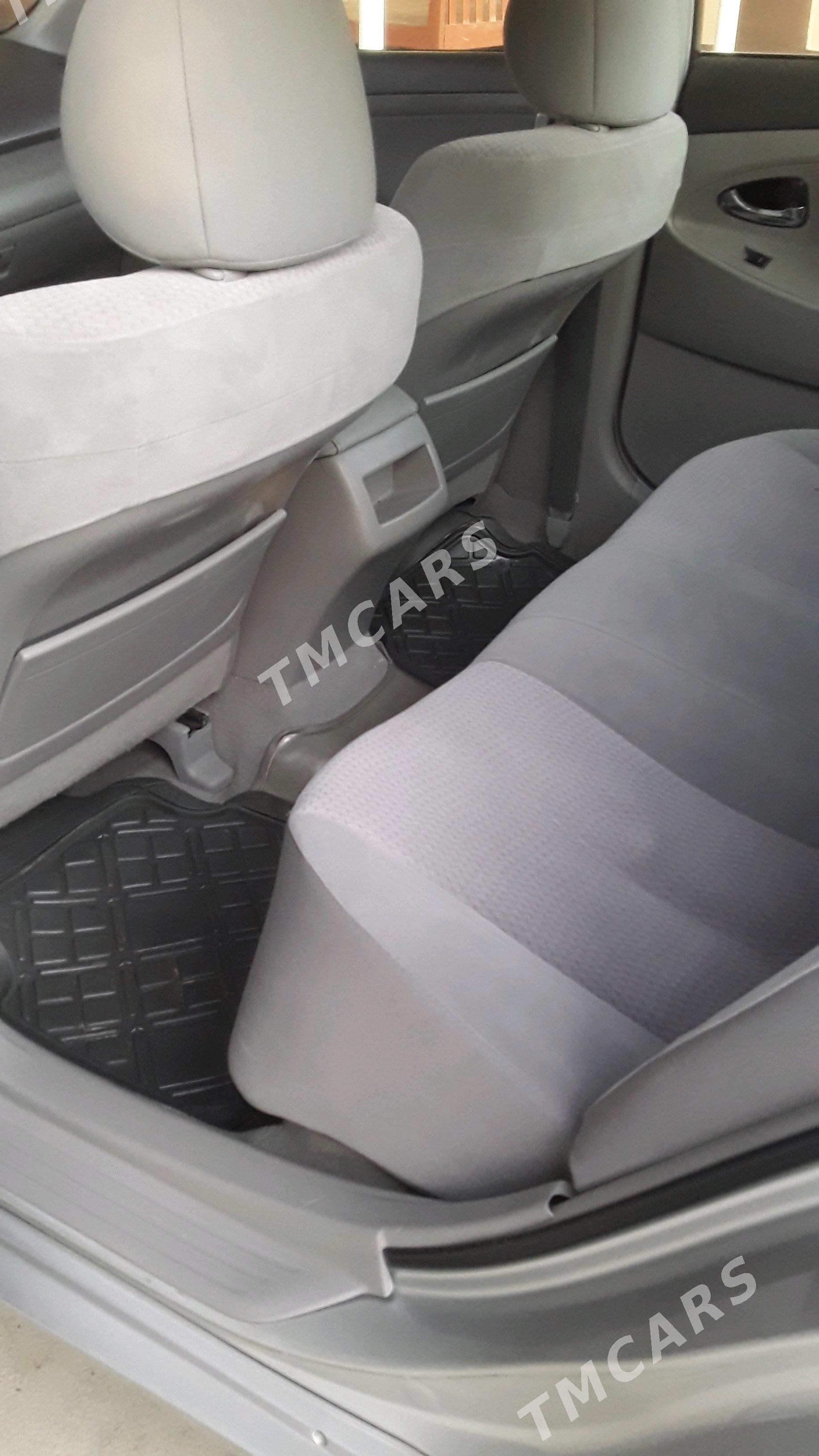 Toyota Camry 2010 - 190 000 TMT - Мары - img 6