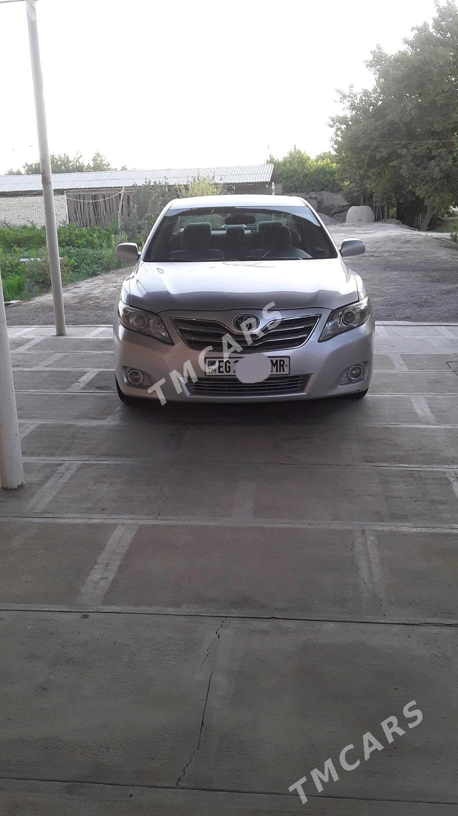 Toyota Camry 2010 - 190 000 TMT - Мары - img 2