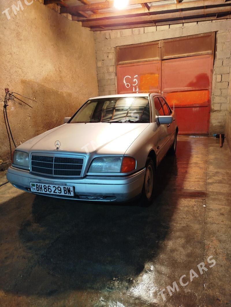 Mercedes-Benz 230E 1996 - 32 000 TMT - Балканабат - img 5