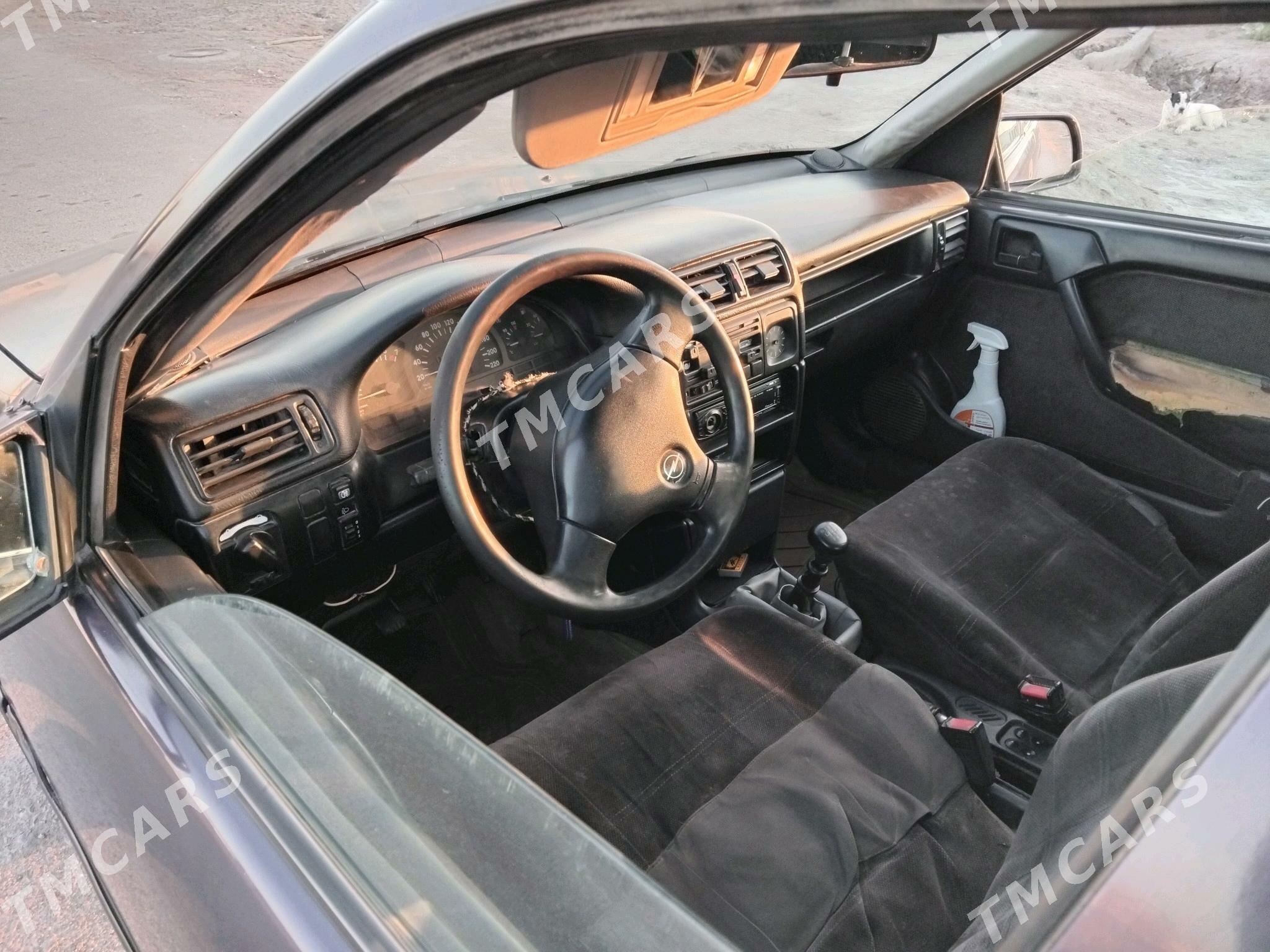 Opel Vectra 1991 - 28 000 TMT - Boldumsaz - img 5