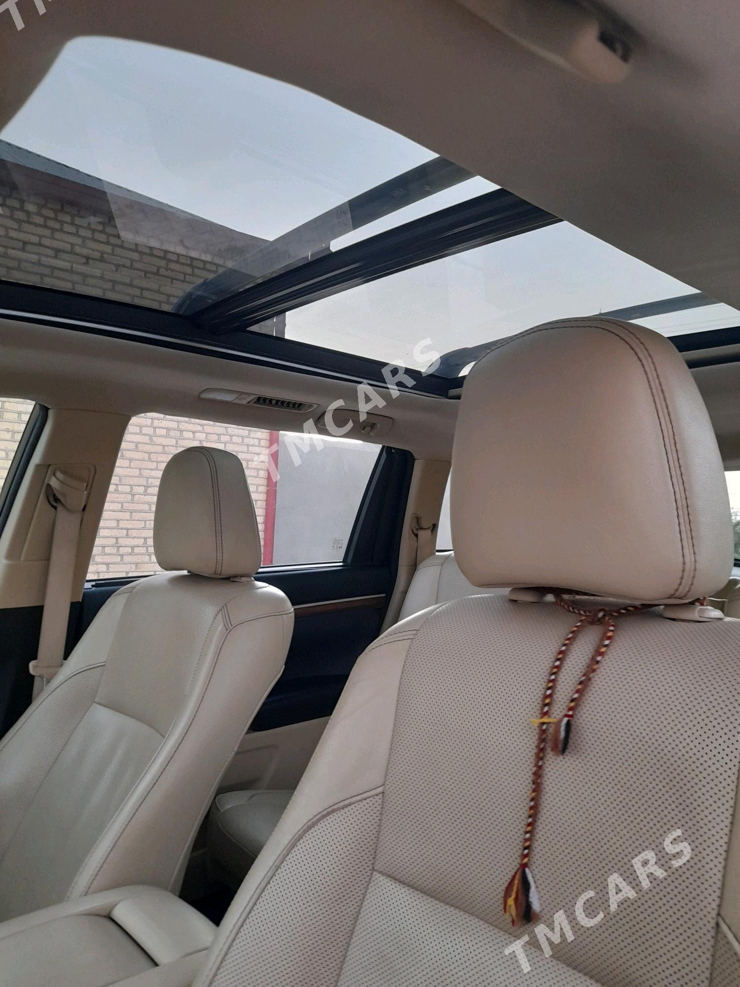 Toyota Highlander 2018 - 420 000 TMT - Baýramaly - img 4