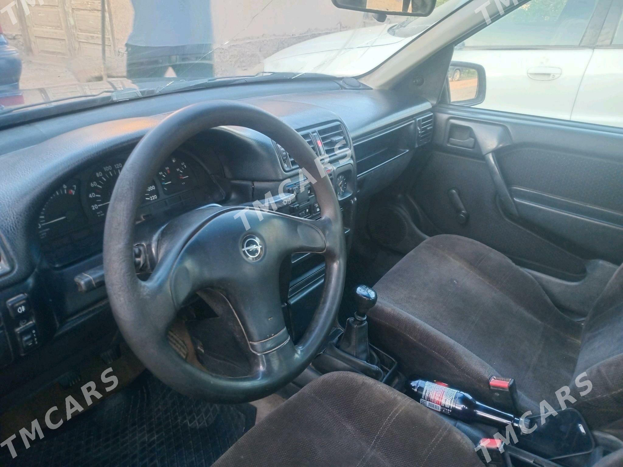 Opel Vectra 1992 - 26 000 TMT - Гороглы (Тагта) - img 4