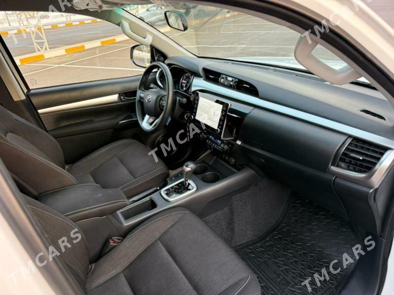 Toyota Hilux 2024 - 661 000 TMT - Ашхабад - img 9