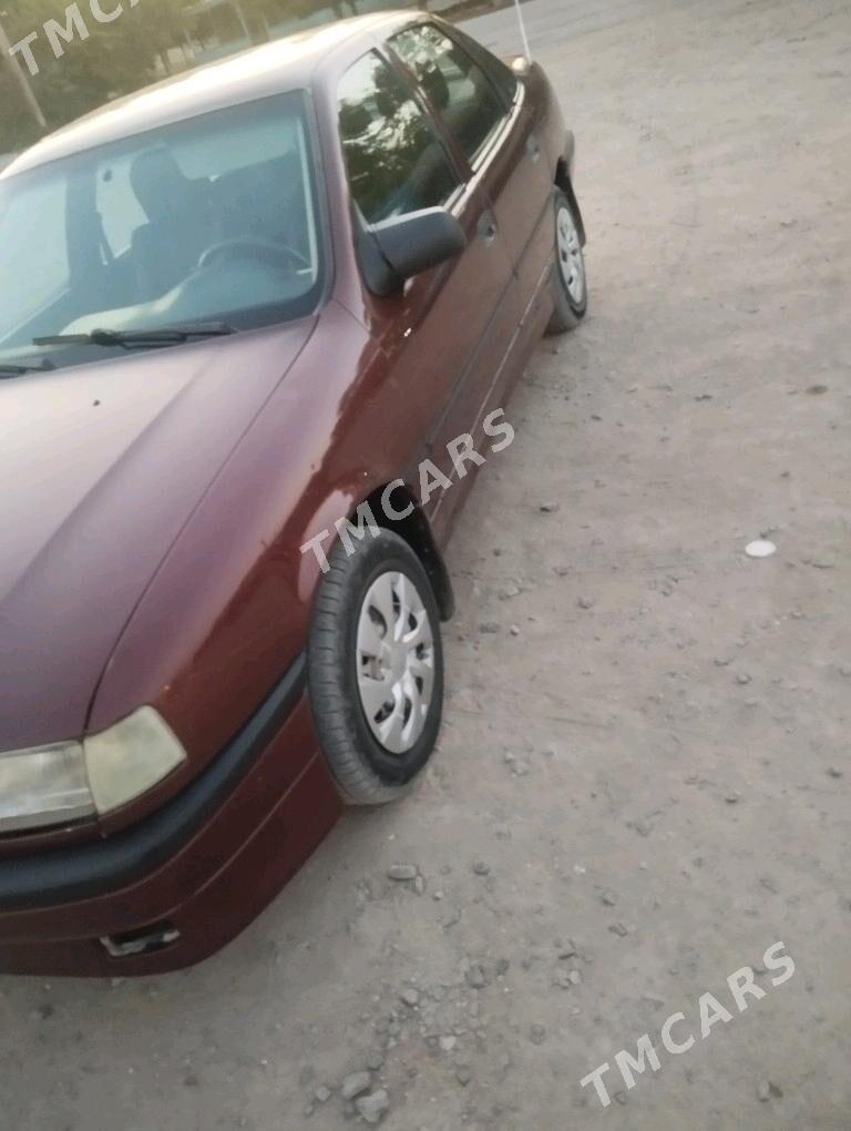 Opel Vectra 1990 - 35 000 TMT - Murgap - img 6