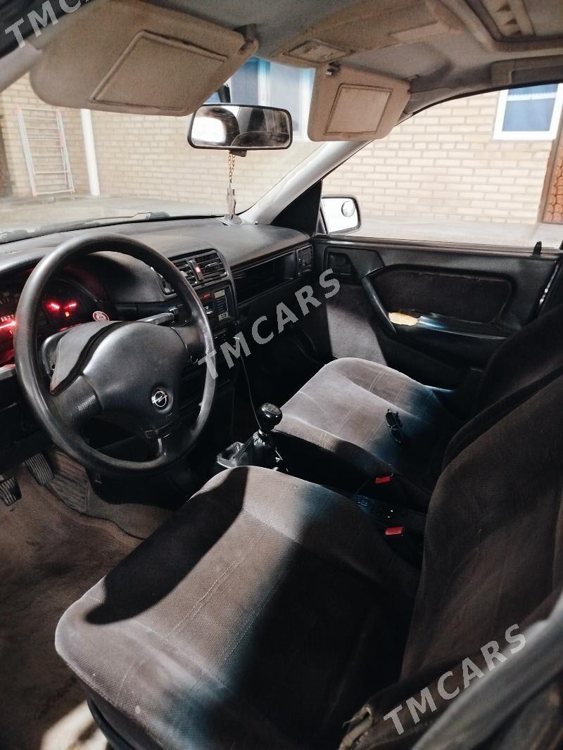 Opel Vectra 1992 - 38 000 TMT - Мары - img 5