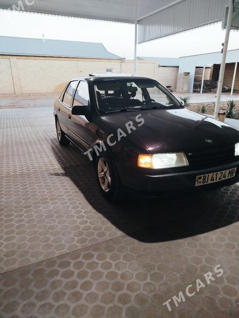 Opel Vectra 1992 - 38 000 TMT - Мары - img 2
