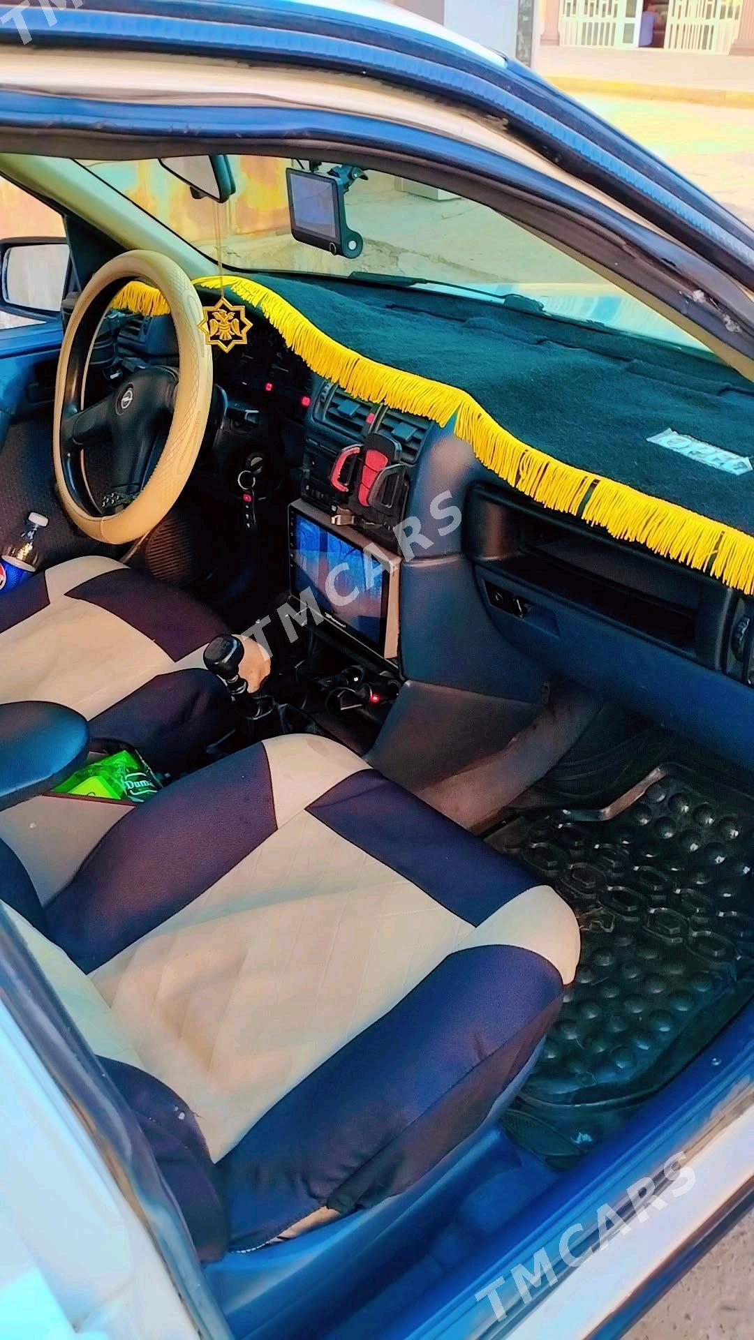 Opel Vectra 1993 - 40 000 TMT - Туркменабат - img 3