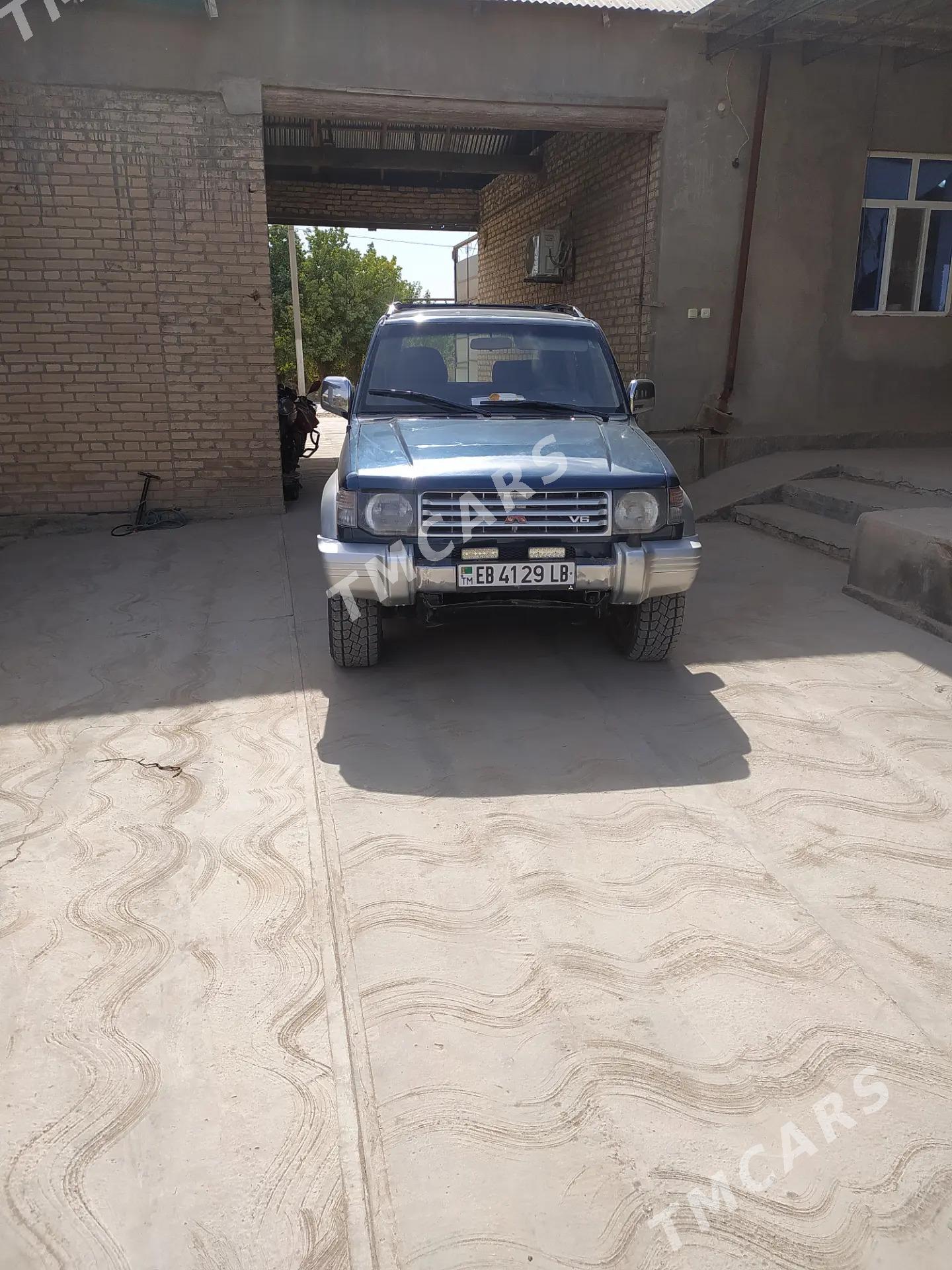 Mitsubishi Pajero 1995 - 50 000 TMT - Garabekewül - img 5