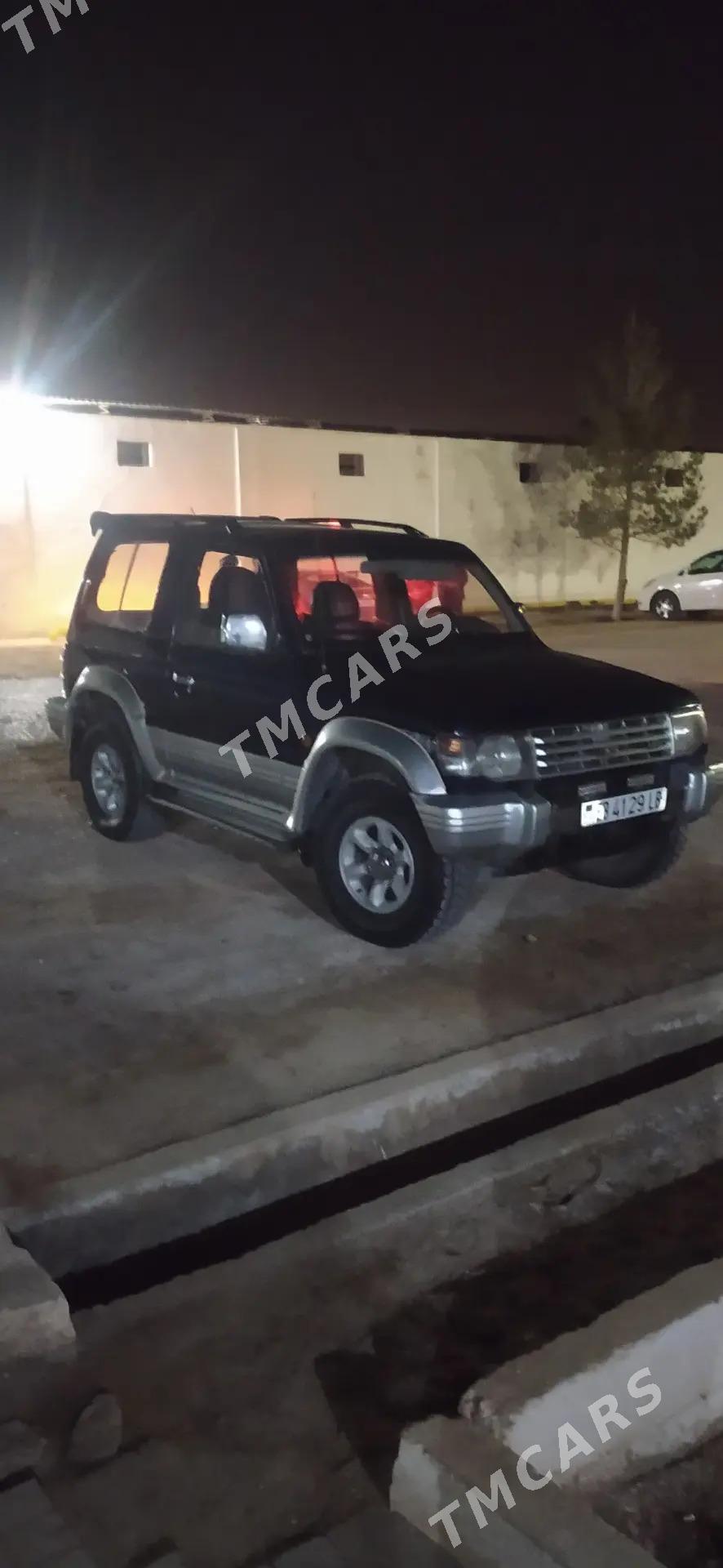 Mitsubishi Pajero 1995 - 50 000 TMT - Garabekewül - img 6