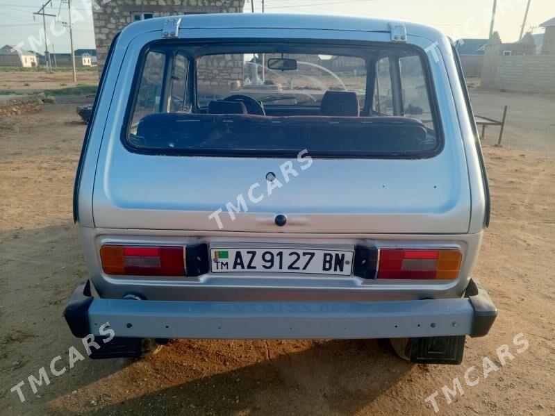Lada Niva 1982 - 35 000 TMT - Джебел - img 3