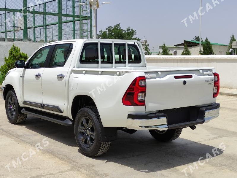 Toyota Hilux 2025 - 723 000 TMT - Aşgabat - img 5