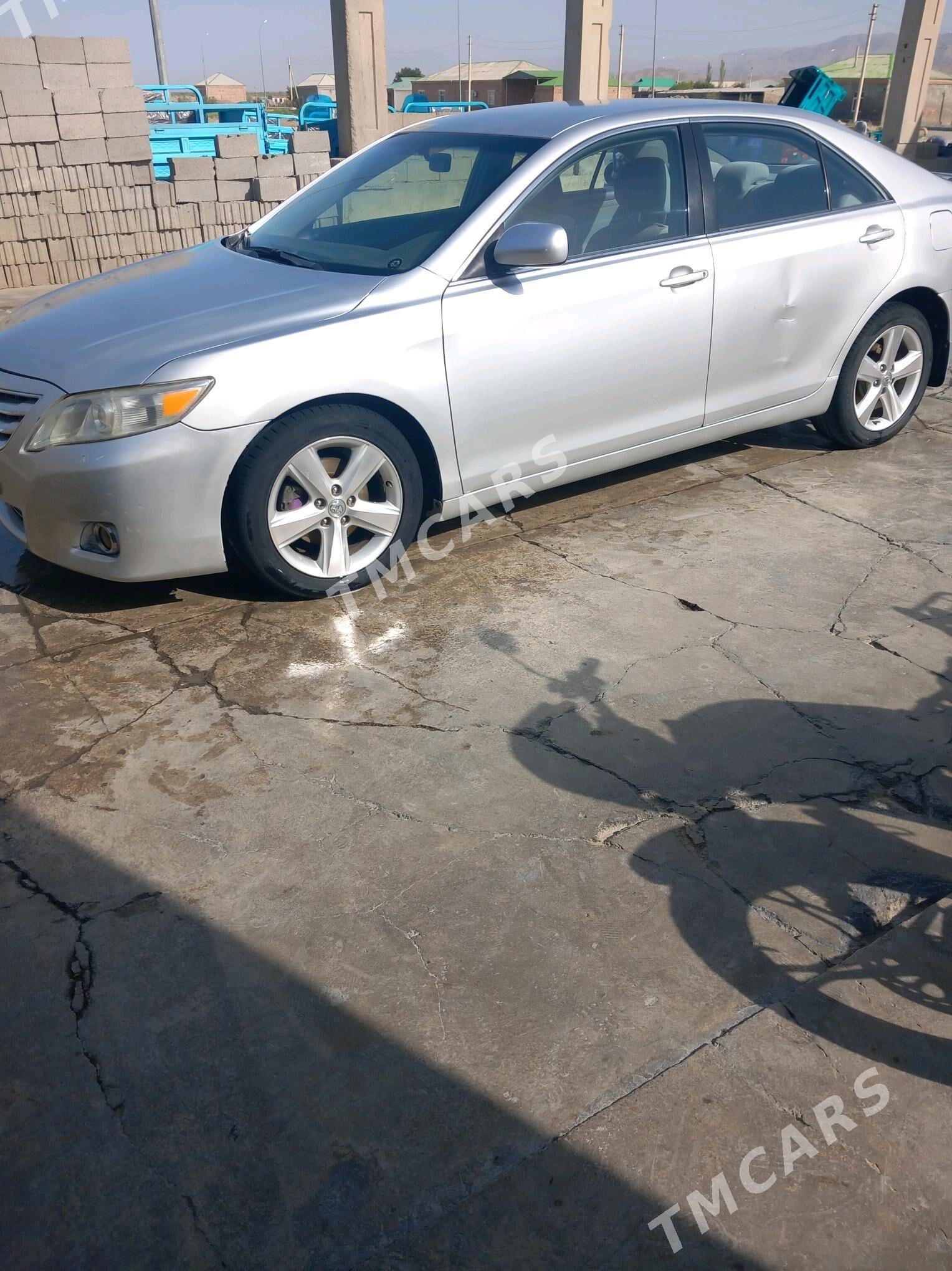 Toyota Camry 2010 - 135 000 TMT - Bäherden - img 4