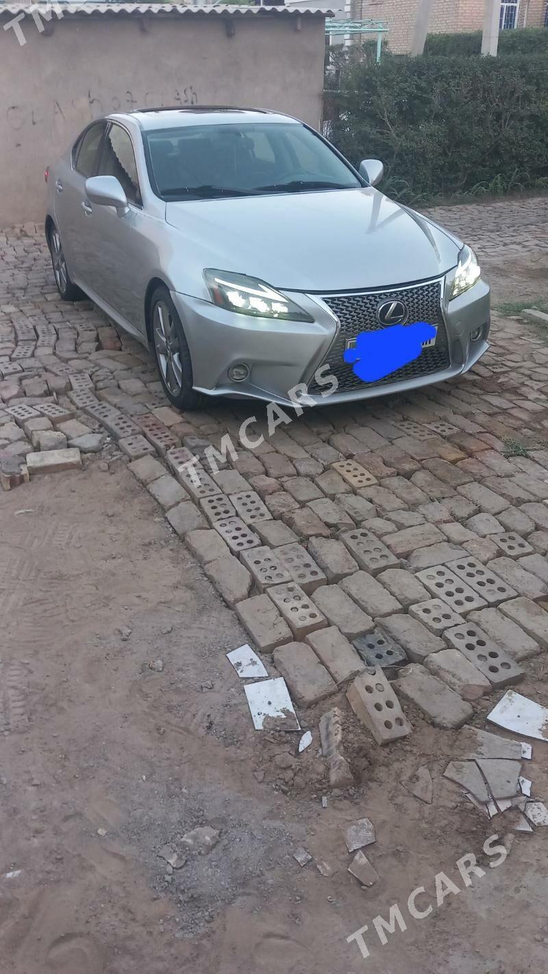 Lexus IS 350 2006 - 240 000 TMT - Мары - img 9