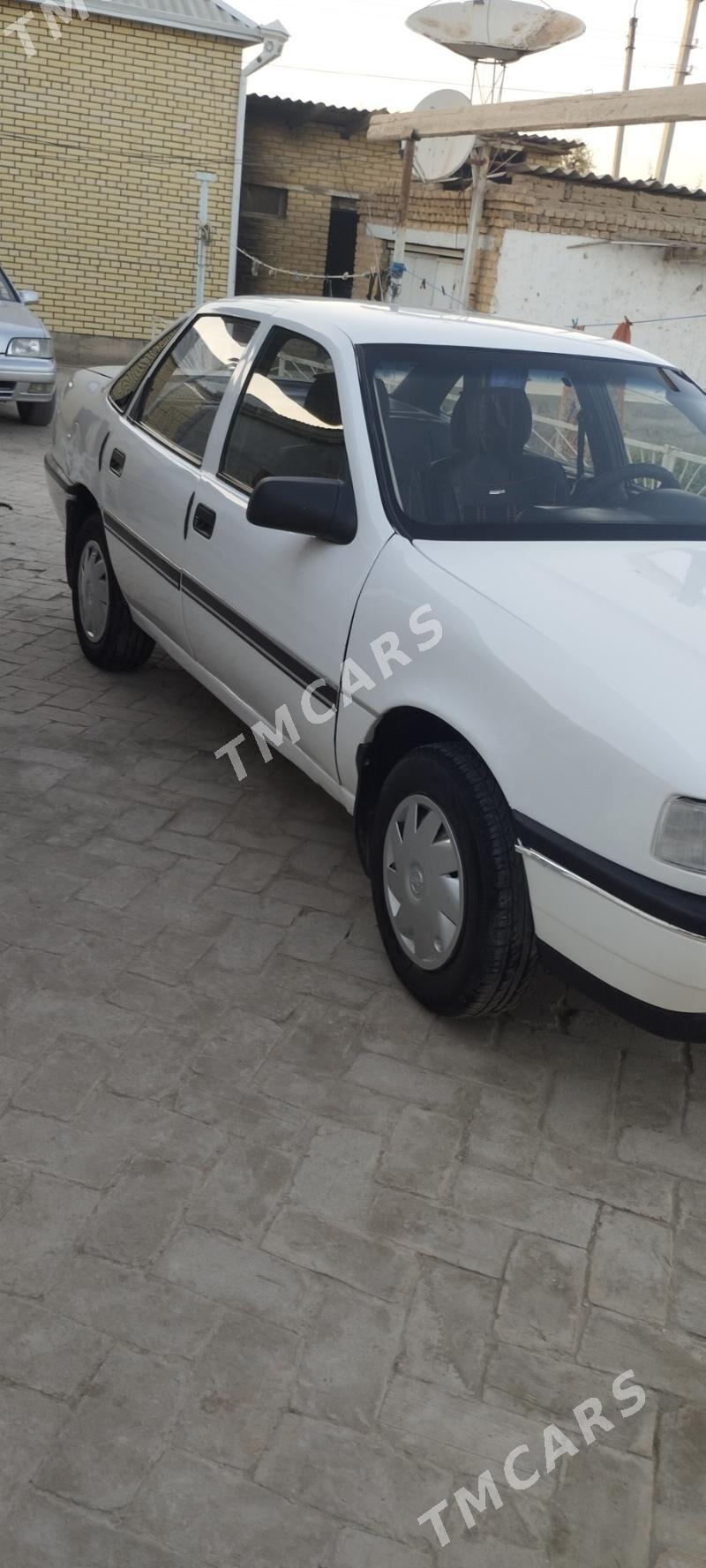 Opel Vectra 1990 - 46 000 TMT - Baýramaly - img 2