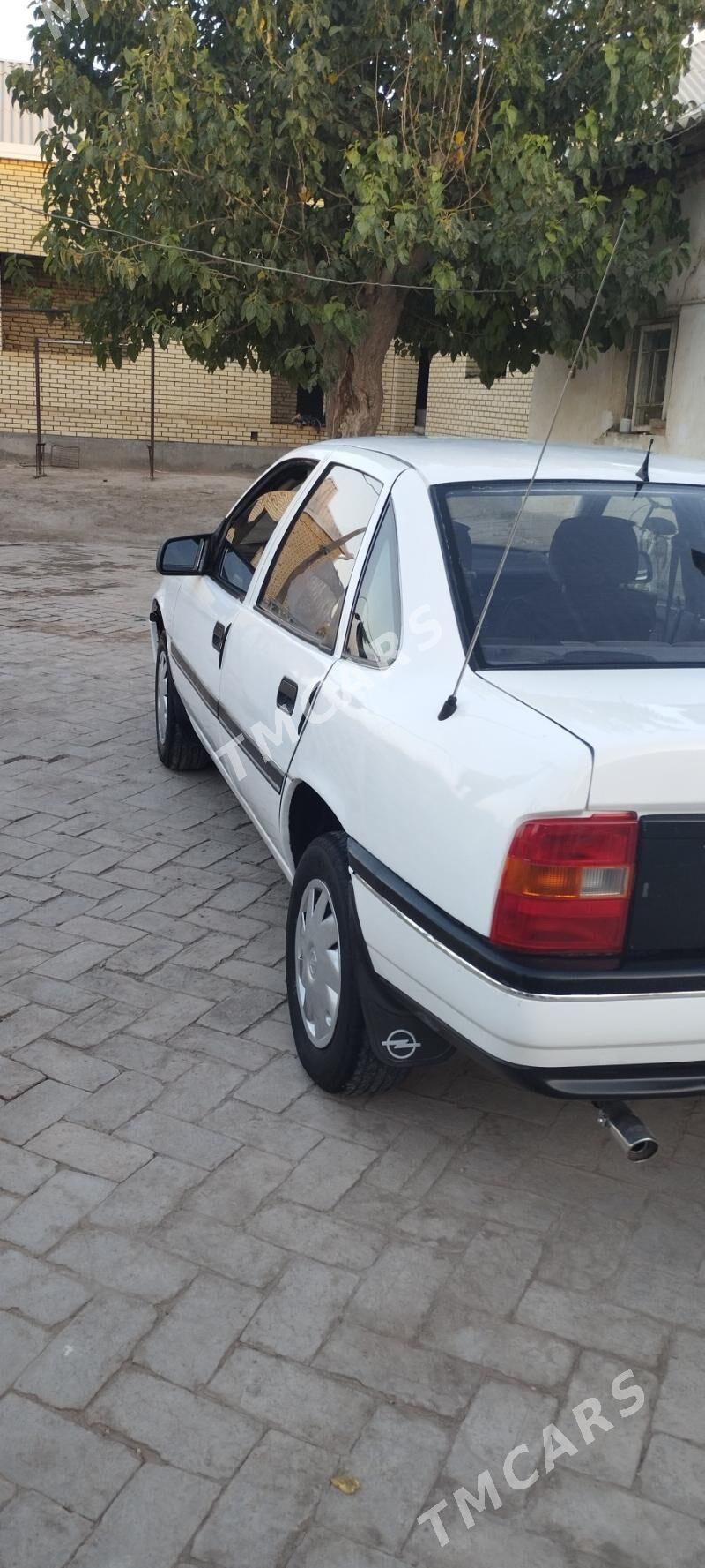 Opel Vectra 1990 - 46 000 TMT - Baýramaly - img 5