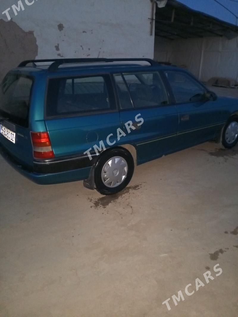 Opel Astra 1994 - 50 000 TMT - Дашогуз - img 3