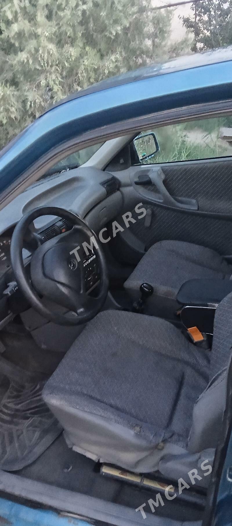 Opel Astra 1992 - 32 000 TMT - Gubadag - img 3