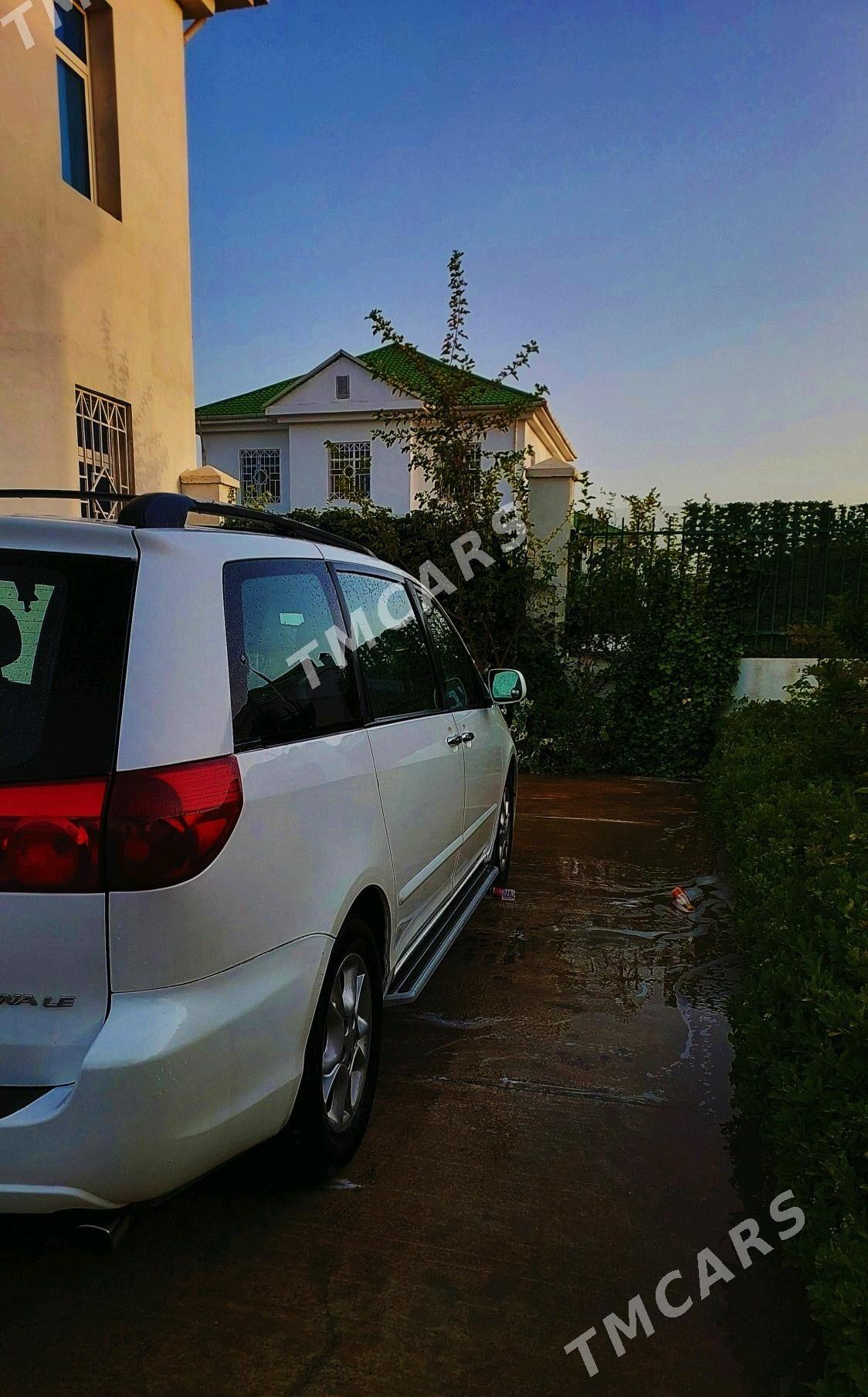 Toyota Sienna 2008 - 220 000 TMT - Ашхабад - img 2