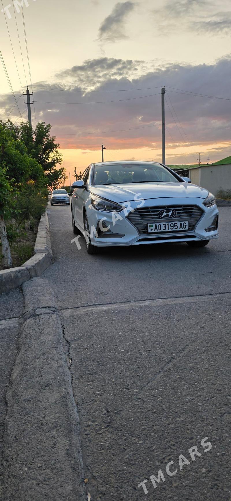 Hyundai Sonata 2018 - 190 000 TMT - Büzmeýin - img 2