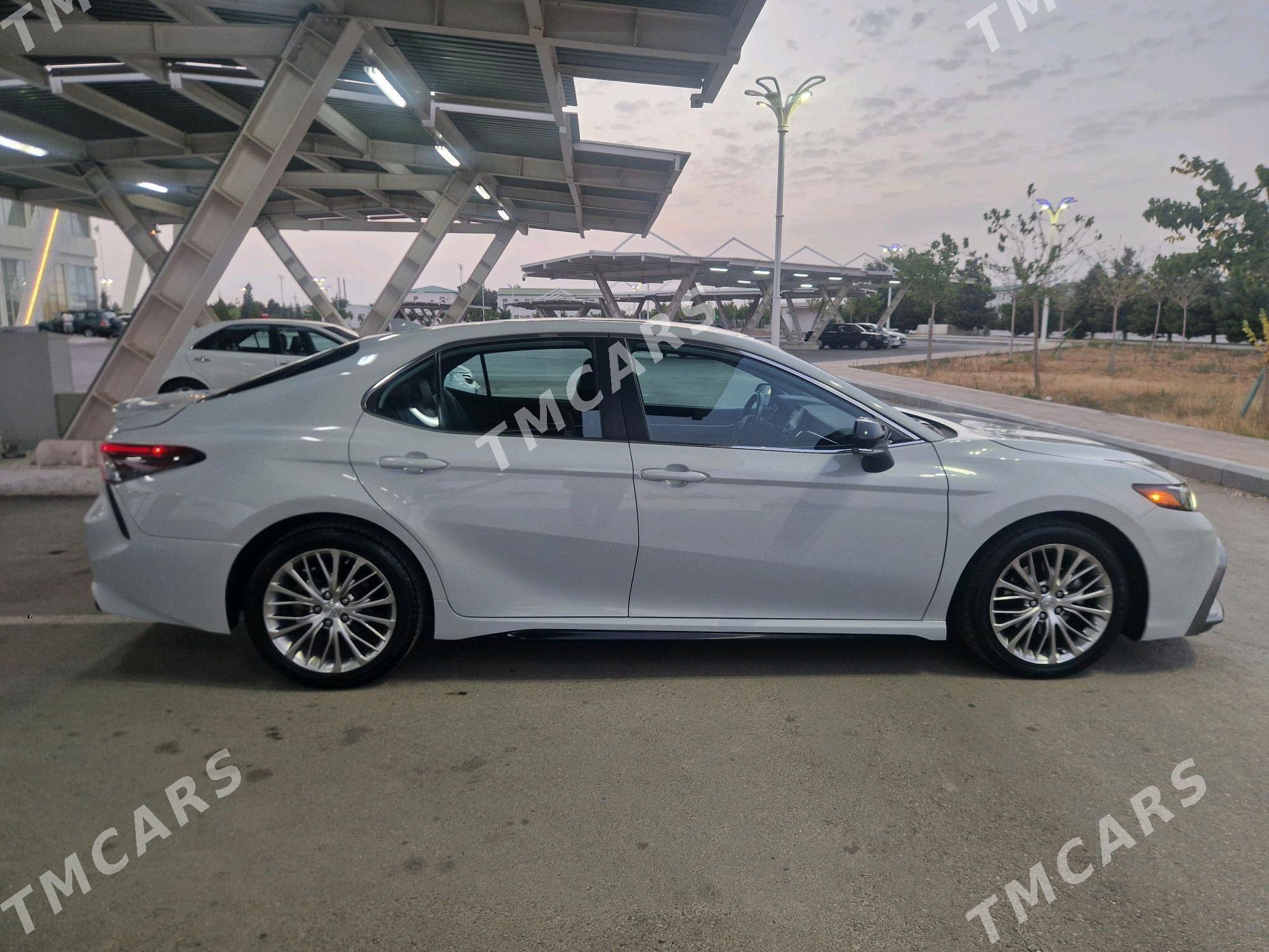 Toyota Camry 2022 - 340 000 TMT - Балканабат - img 3