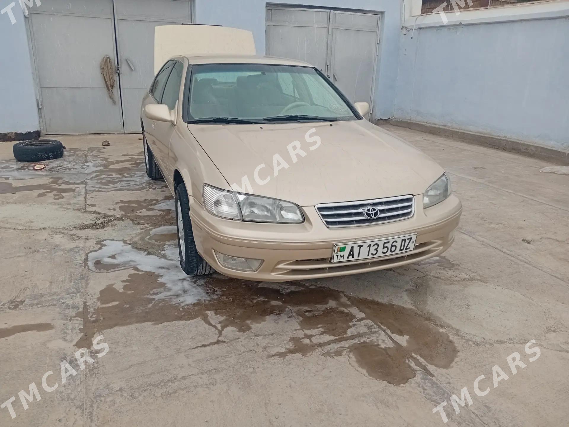 Toyota Camry 2001 - 130 000 TMT - Болдумсаз - img 4