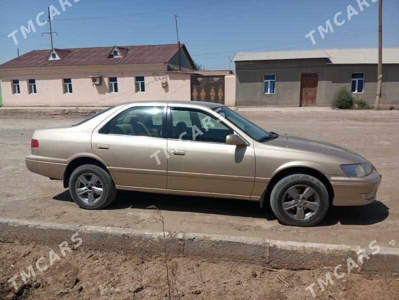 Toyota Camry 2001 - 130 000 TMT - Болдумсаз - img 5