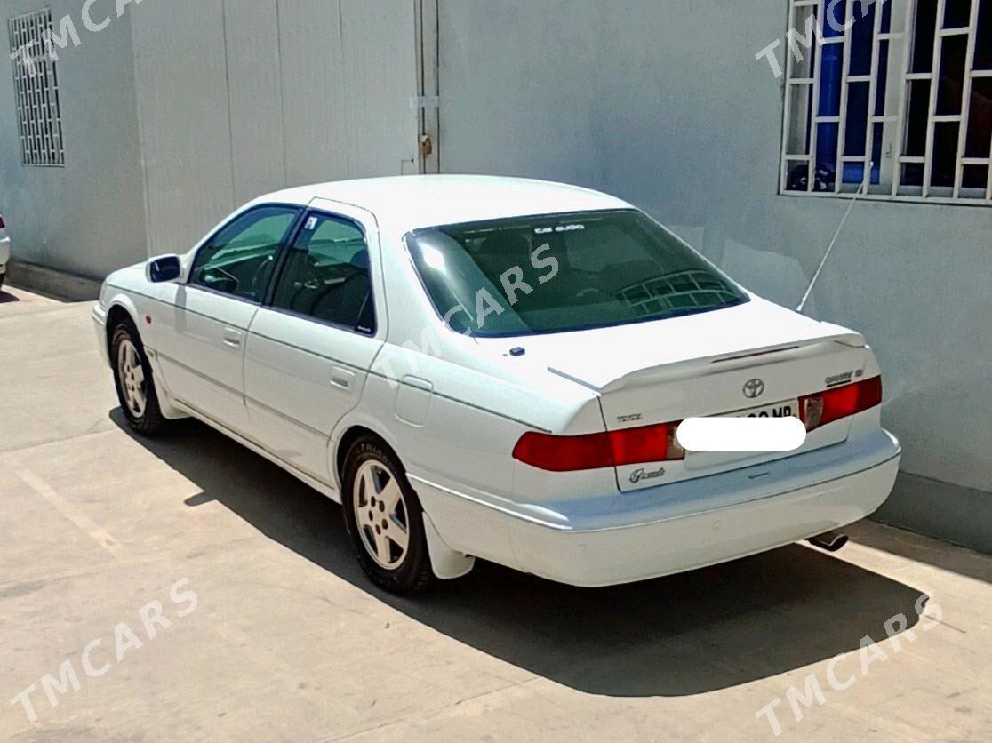 Toyota Camry 1998 - 140 000 TMT - Мары - img 4