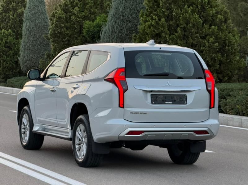 Mitsubishi Pajero 2020 - 375 000 TMT - Aşgabat - img 4