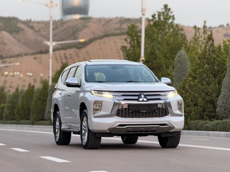 Mitsubishi Pajero 2020 - 375 000 TMT - Aşgabat - img 10