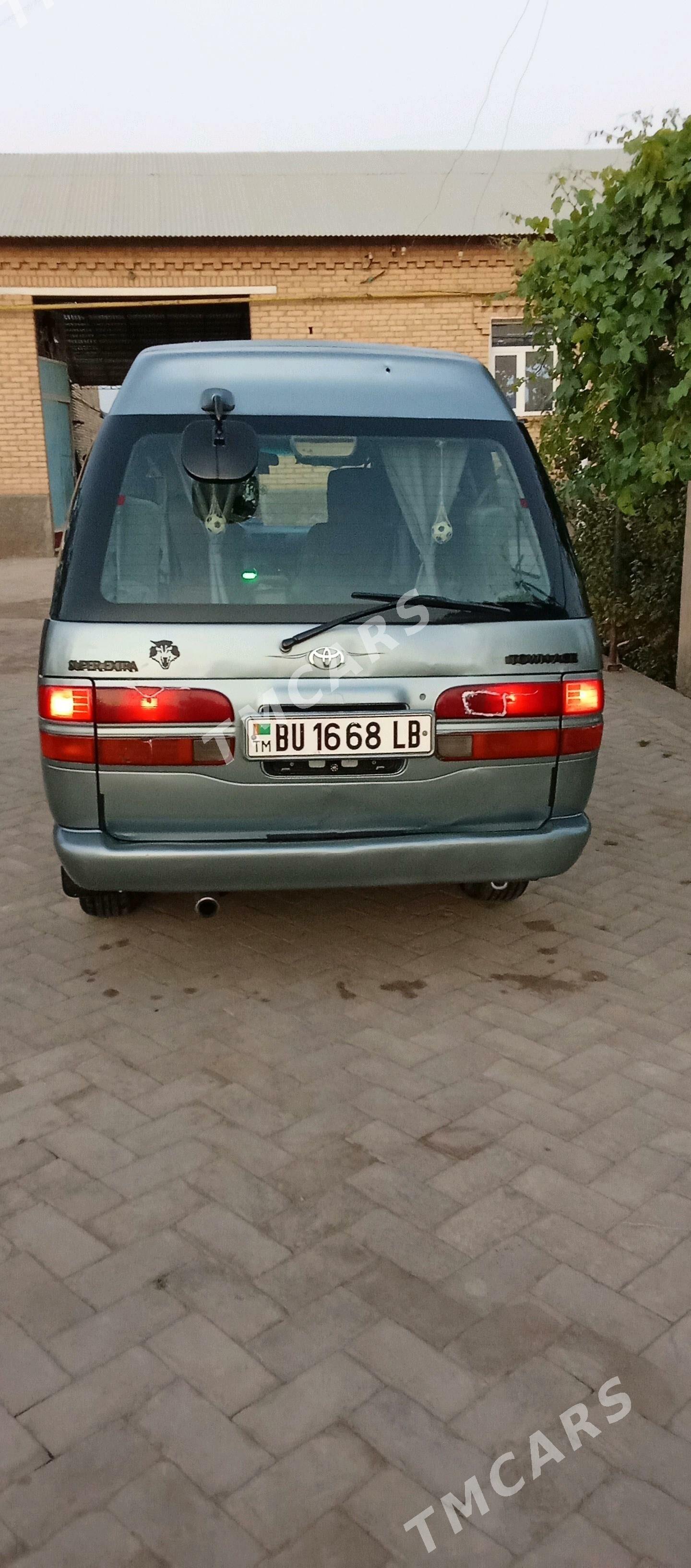 Toyota Town Ace 1995 - 55 000 TMT - Kerki - img 3