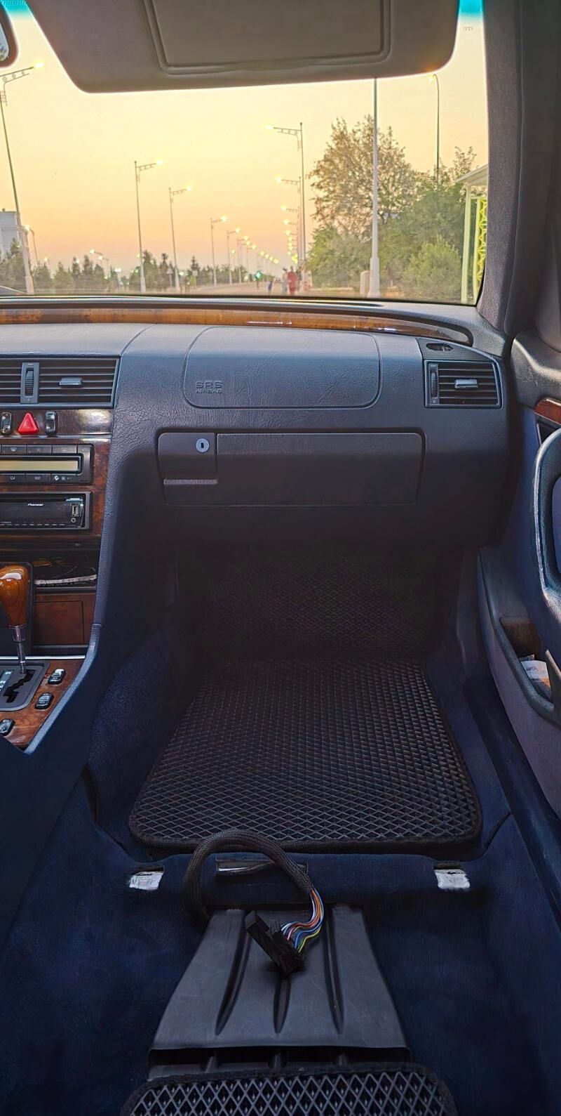 Mercedes-Benz 230E 1996 - 48 000 TMT - Türkmenbaşy - img 5
